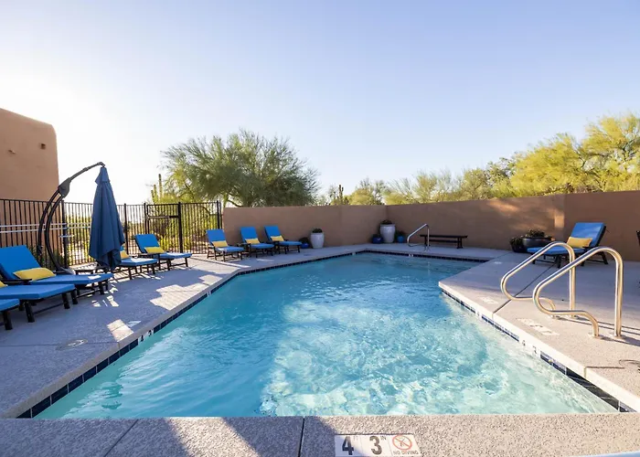 3 Bedrooms * Scottsdale