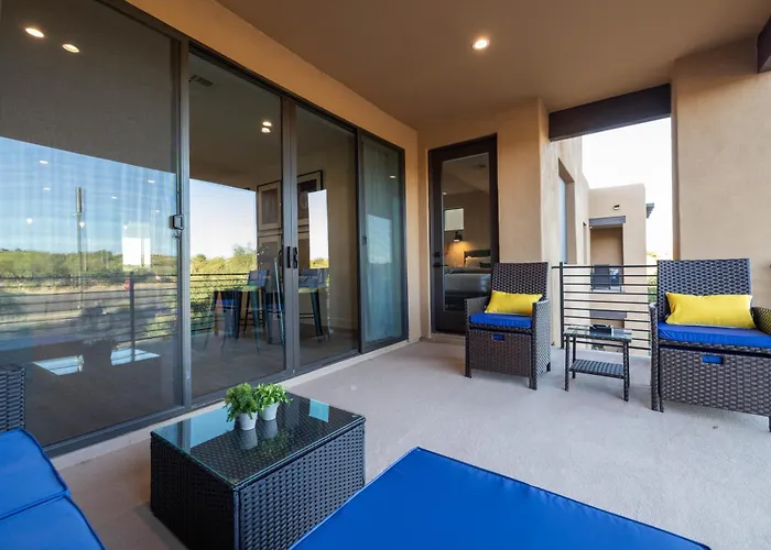 3 Bedrooms * Scottsdale