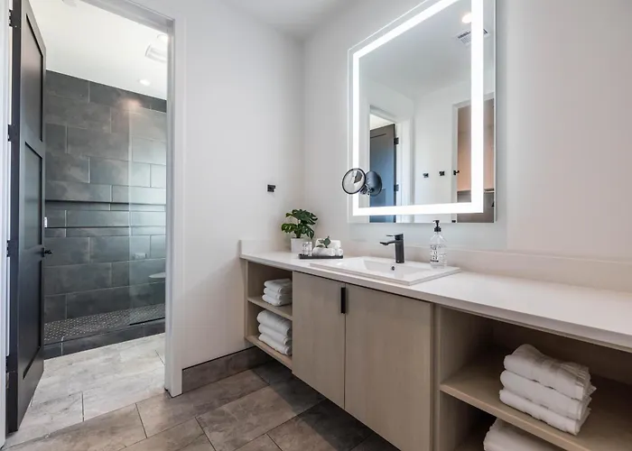 3 Bedrooms Holiday home *